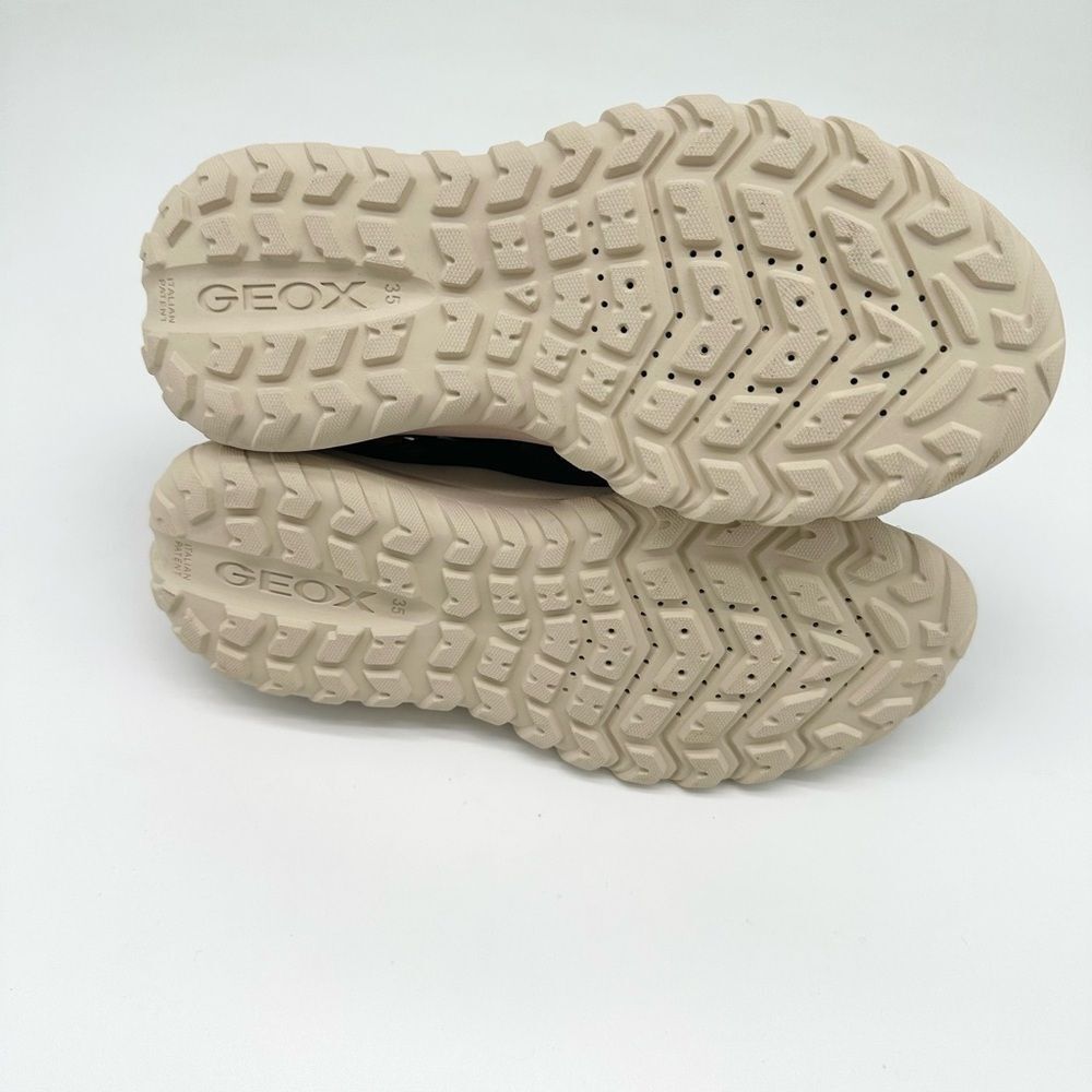Geox Boys' Simbyos Velcro Shoe - Picture 6 of 8